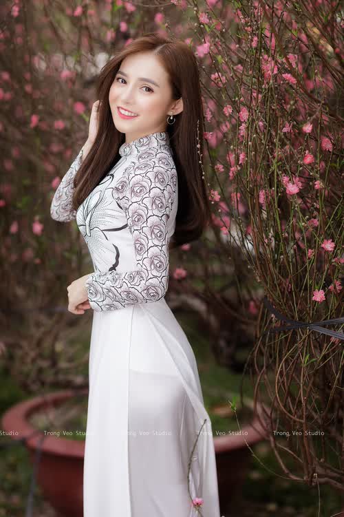 日产的七座商务车大全（日产的七座商务车大全图片）